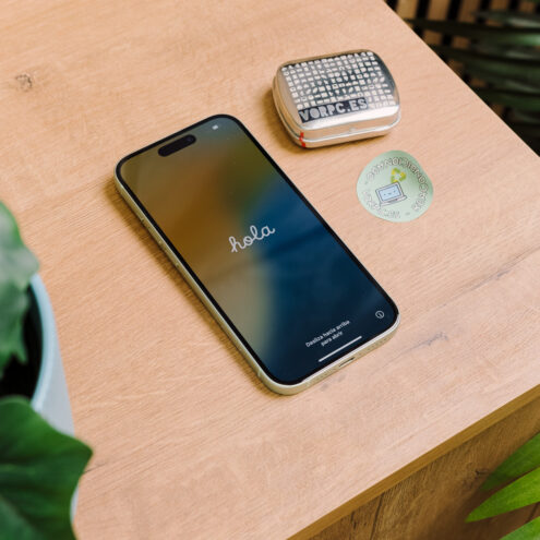 Apple iPhone 15 6.1"  Tátil / A16 Bionic / 8GB  128GB  IOS - Image 5