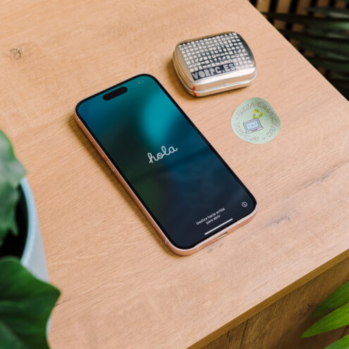 Apple iPhone 15 6.1"  Tátil / A16 Bionic / 8GB  128GB  IOS - Image 5