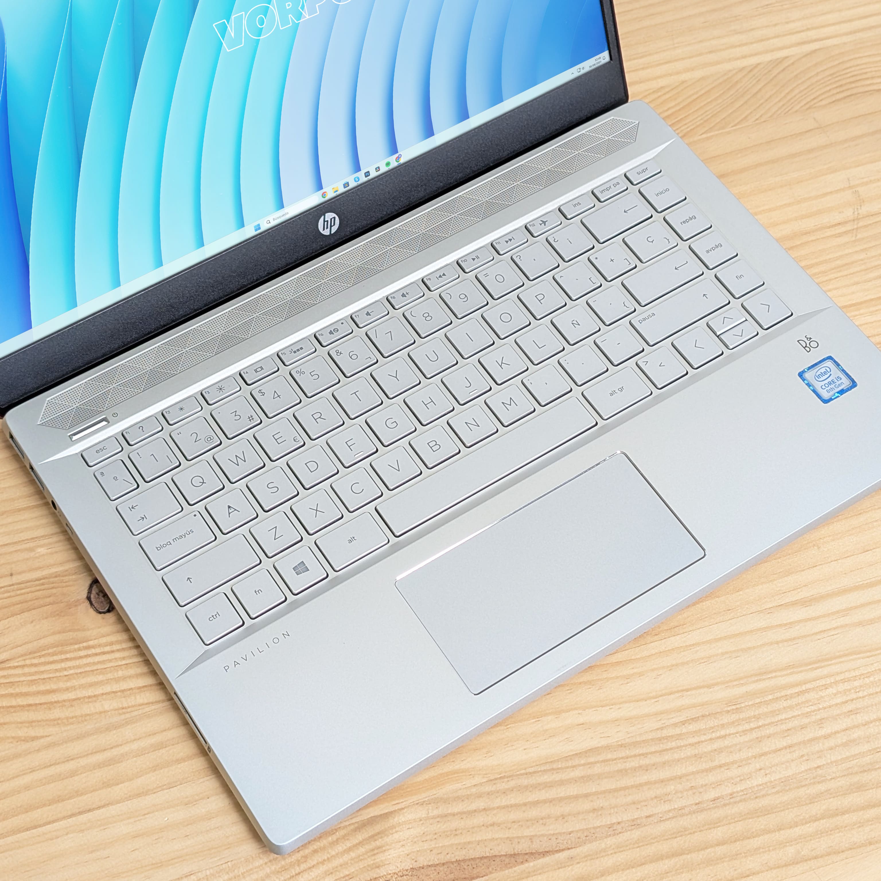 HP 14-CE0XXX 14" / i5-8250U / 8GB DDR4 256GB M.2 SATA Windows 11 - Image 4