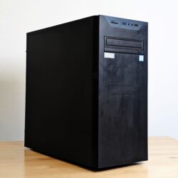 VORPC TORRE / i7-7700 / 8GB DDR4 256GB SSD Windows 10